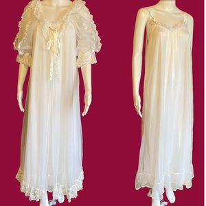 Vintage Tosca Bridal Peignoir set size small